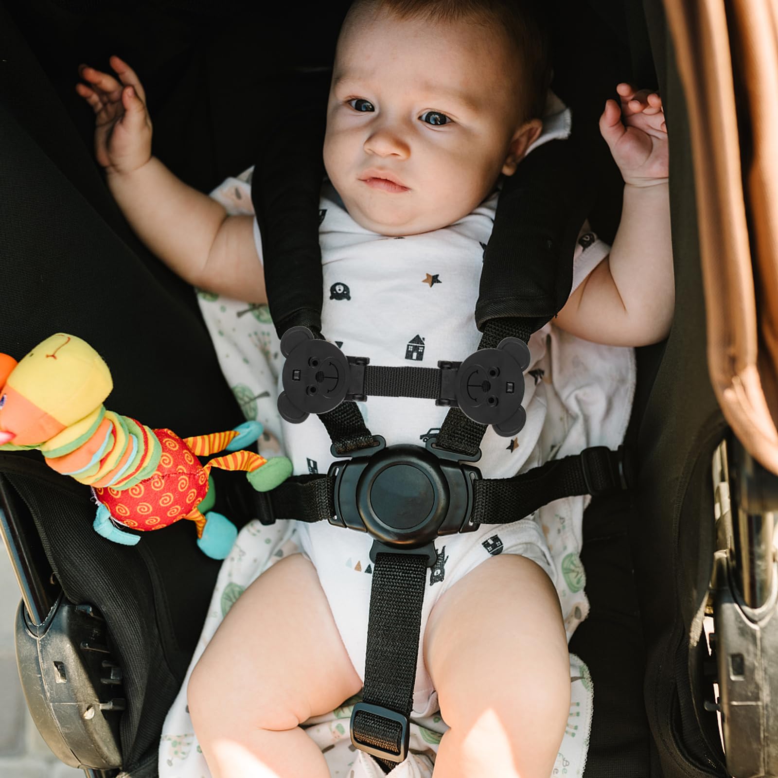 QOPAHI safety clip shown on high chair or stroller setup