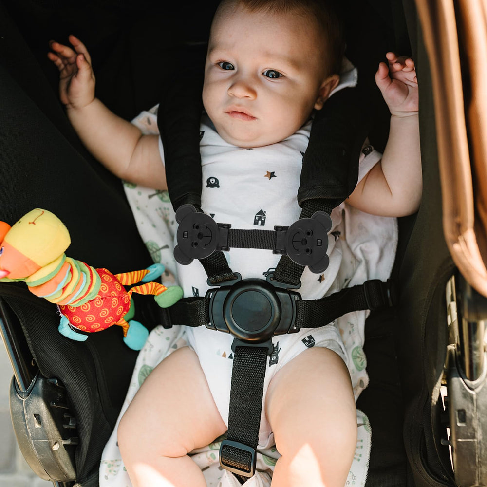 QOPAHI safety clip shown on high chair or stroller setup