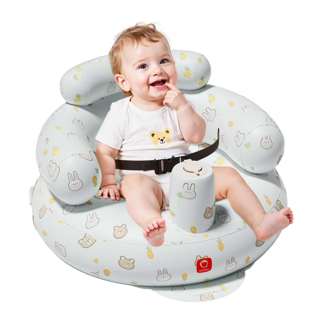 QPAU inflatable baby seat setup demonstrates quick inflation for travel-ready feeding.