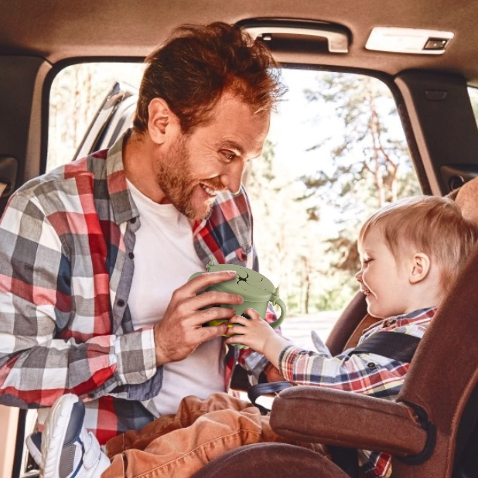 Qshare ergonomic design supports tiny hands learning to snack independently.