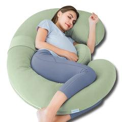 QUEEN ROSE cooling pillow cover demonstrates breathable fabric for cooler nights