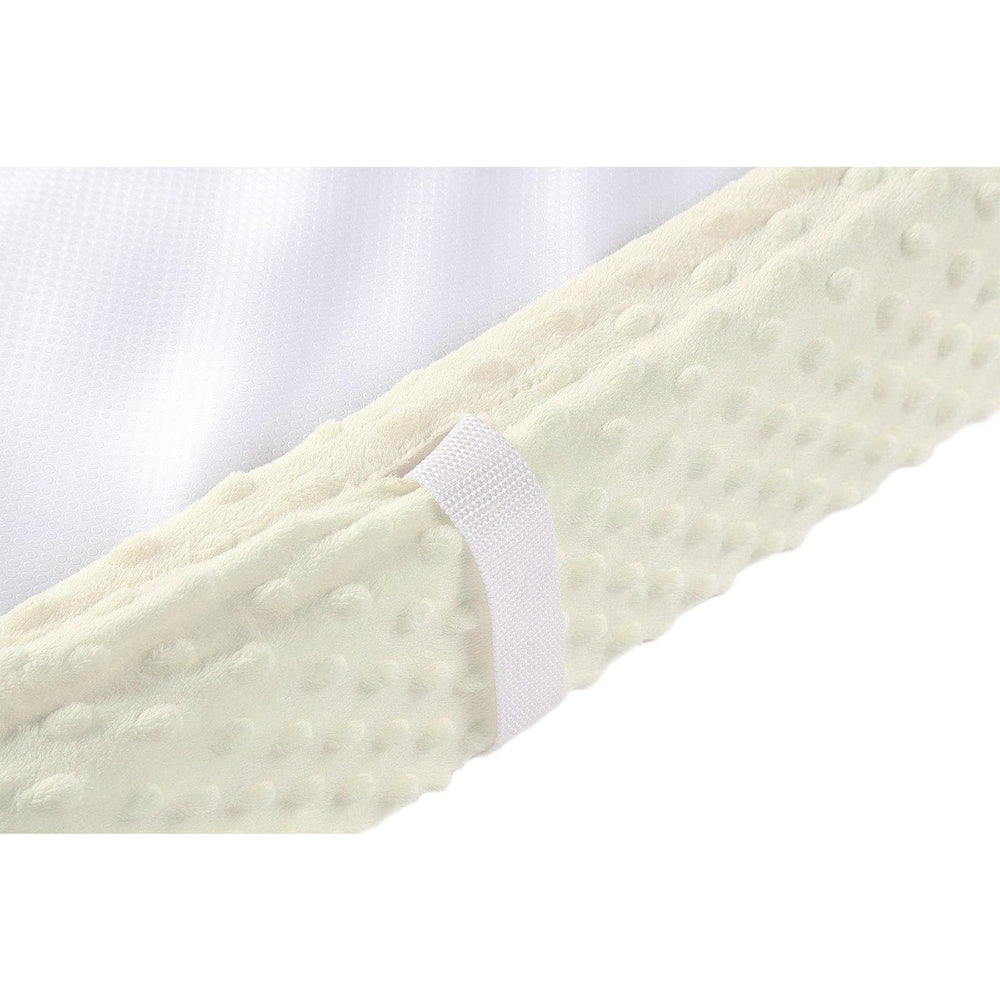 QUENESS Baby Changing Pad Cover cream yellow surface detail highlighting cozy touch