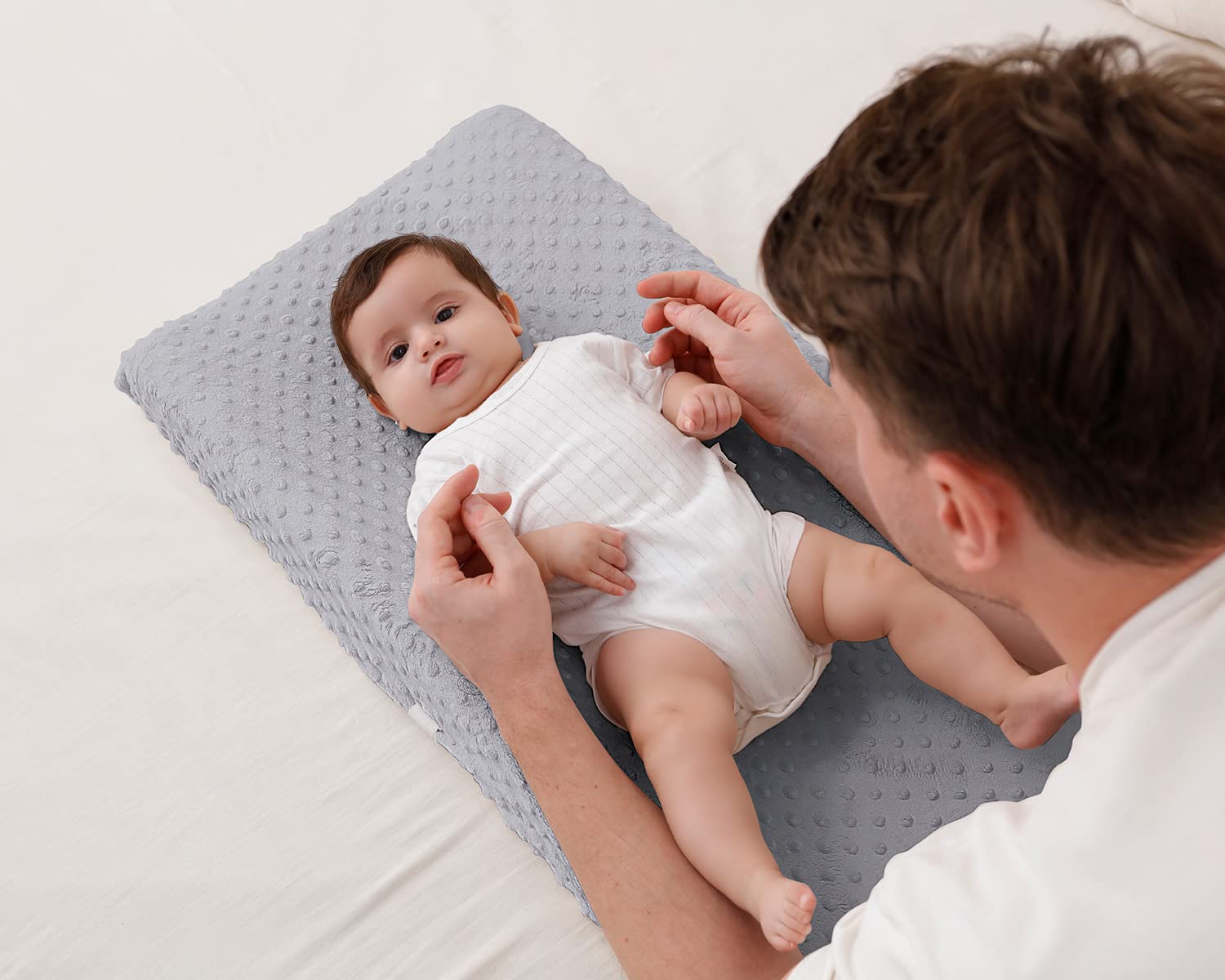 QUENESS BABY changing pad cover gray fits standard pads for versatile use
