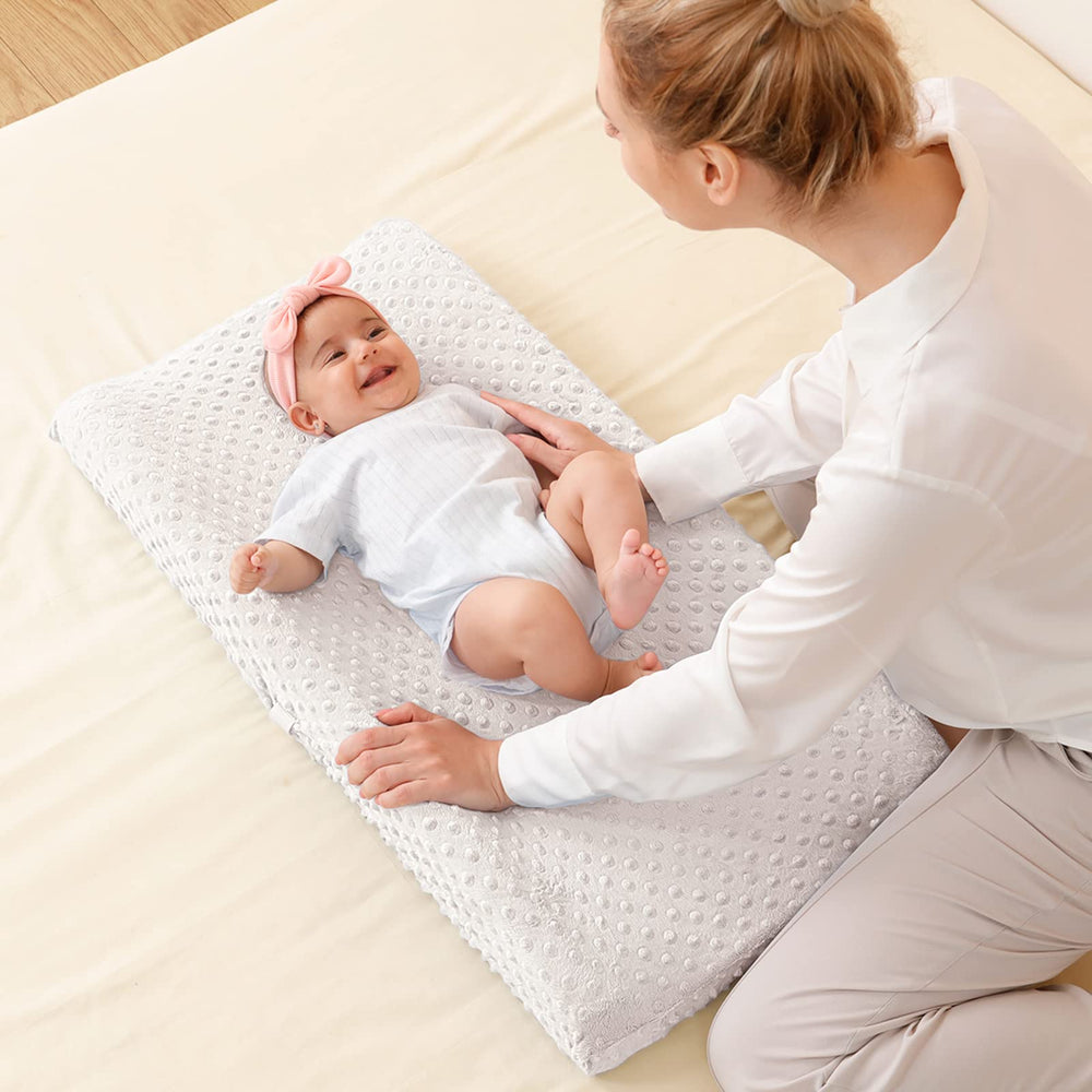 QUENESS hypoallergenic material reduces irritation risk for sensitive skin