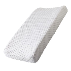 QUENESS BABY Cloud Dancer cover closeup in fleece for soft, breathable diaper changes.