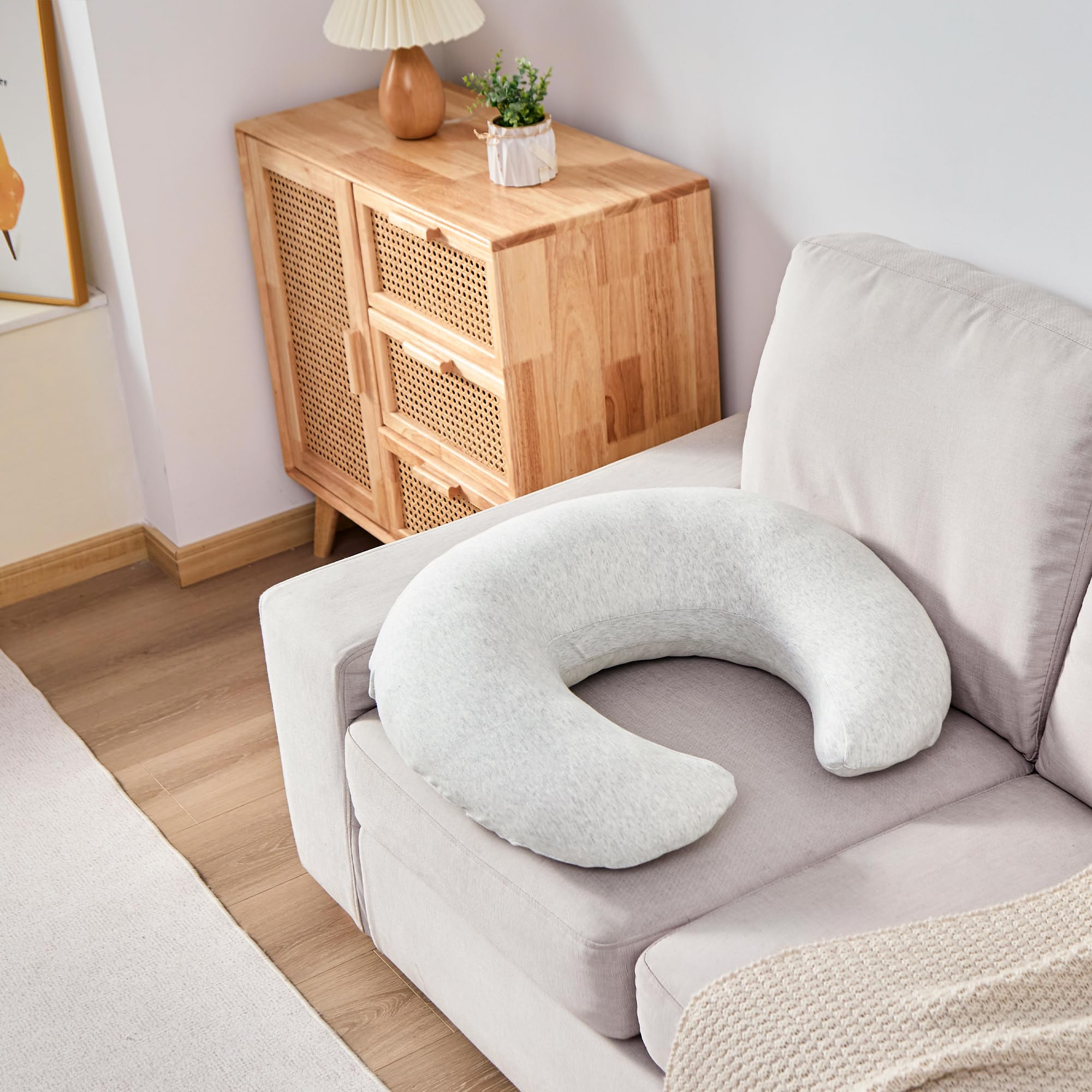 QUENESS compressed packaging saves space and keeps pillow protected during shipping