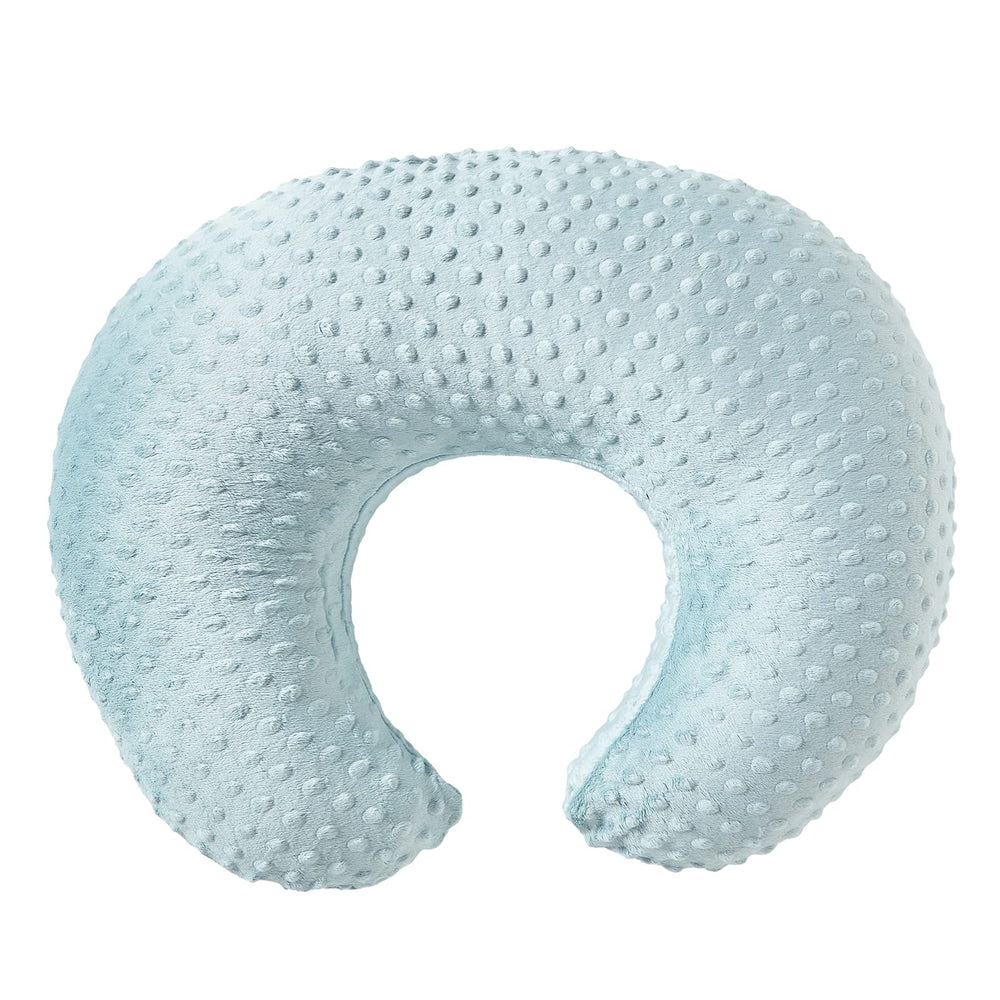 QUENESS Nursing Pillow side-feeding-setup demonstrates ergonomic support reducing arm strain during breastfeeding