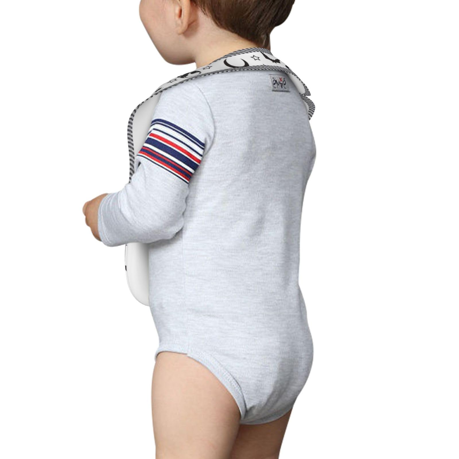 Qwalnely goth bibs two-pack layout promotes consistent protection.