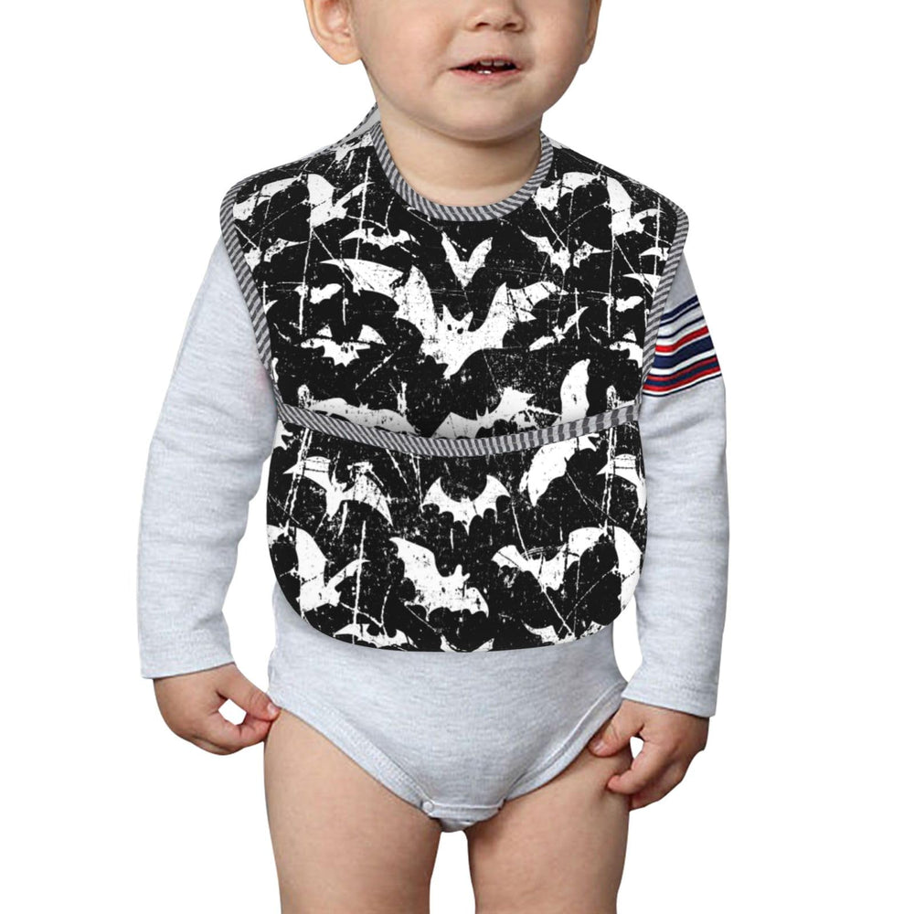 Qwalnely goth bibs wipeable fabric simplifies cleaning after meals.