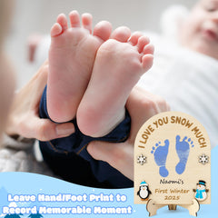 R HORSE 3D snowman patterns add charming dimension to nursery decor.