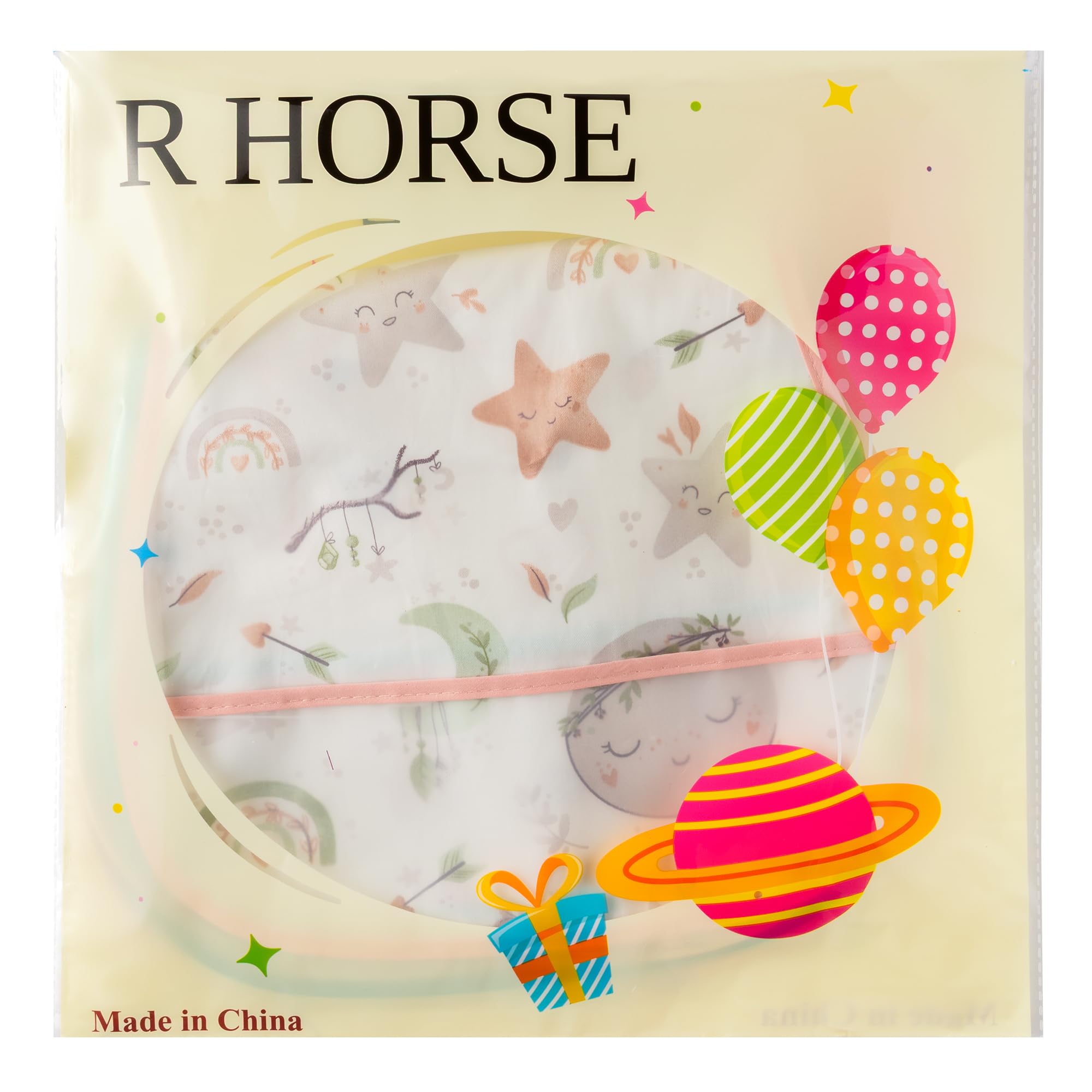 R HORSE bibs in daily wear scene for mess-free meals.