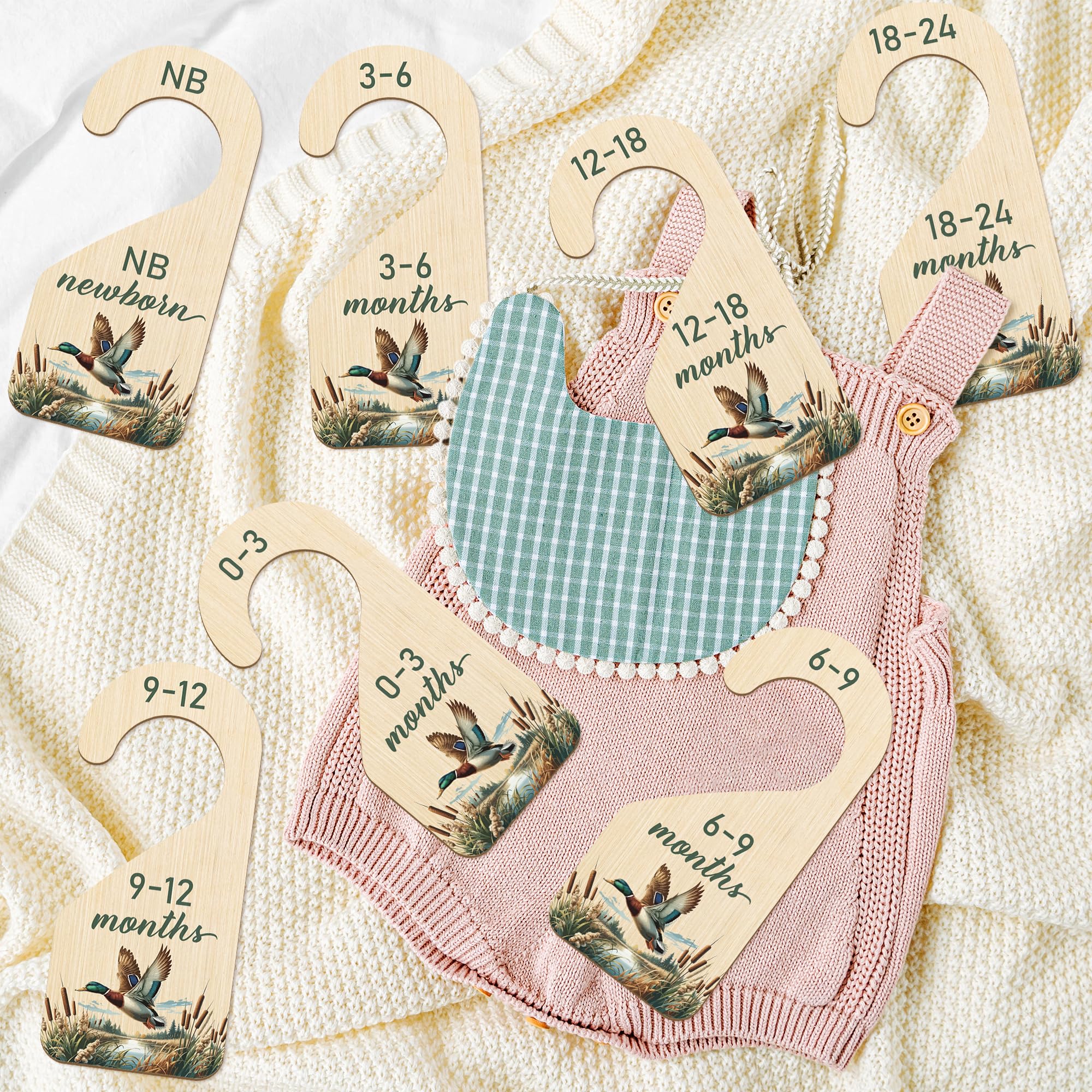 R HORSE durable wooden dividers resist daily use and wear.