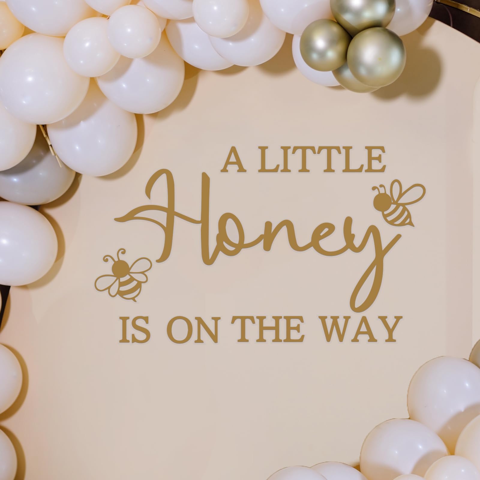 Ramciyo bee-themed backdrop supports smooth surfaces for vibrant photos.