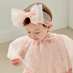 Rannyrena headband suitable for wedding style and photography use with delicate knot