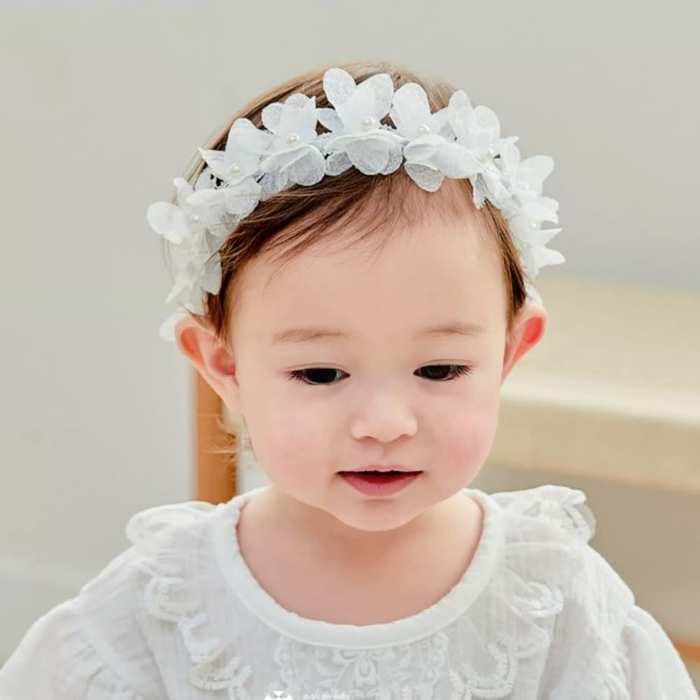 Rannyrena soft stretch lace closeup showing comfortable fit for newborns