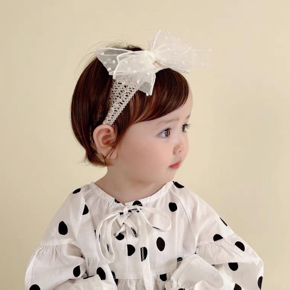 Rannyrena soft stretchy lace headband sized 0-24 months in use