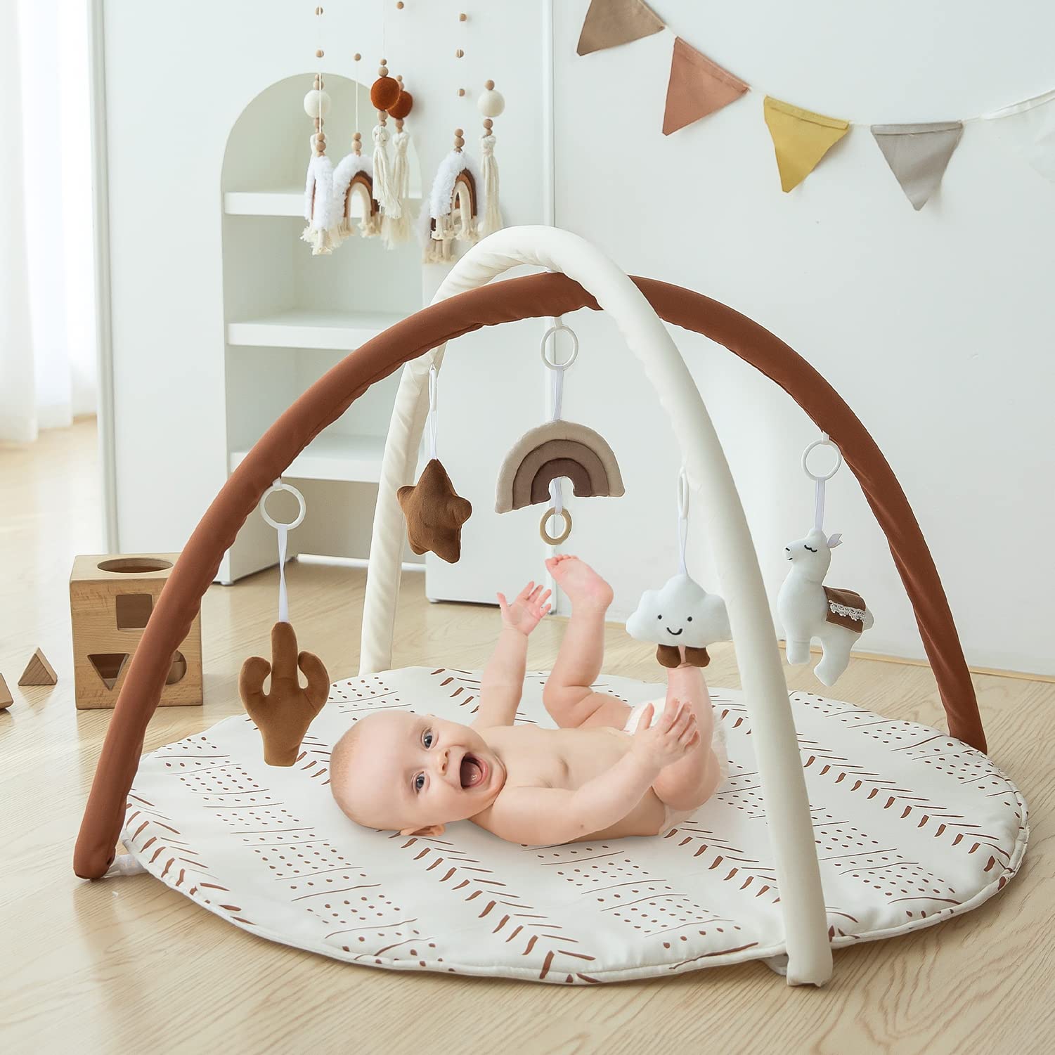 Razee Baby Gym overhead handle hang supports versatile use at home.