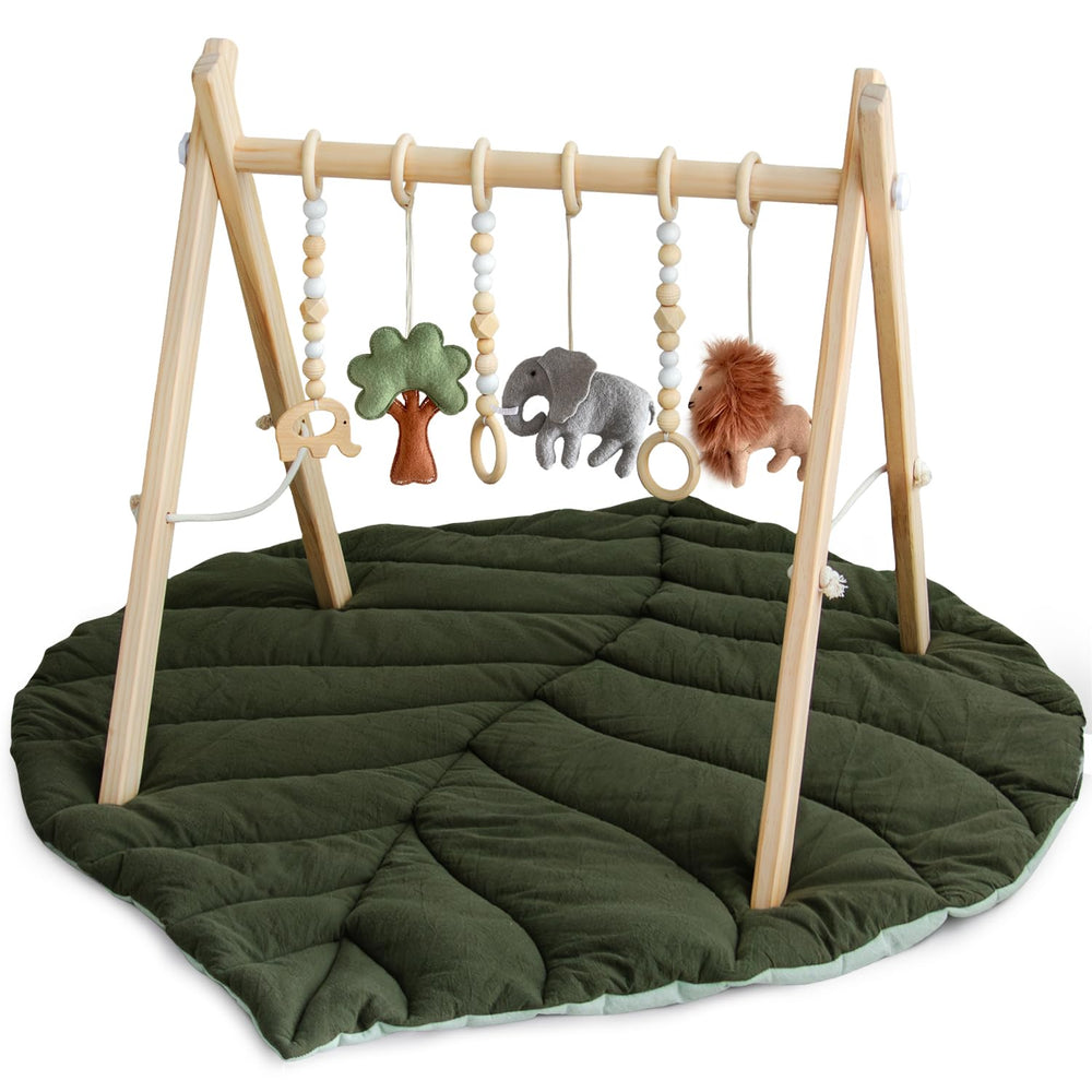 Razee leaf-shaped mat provides soft newborn tummy time comfort.