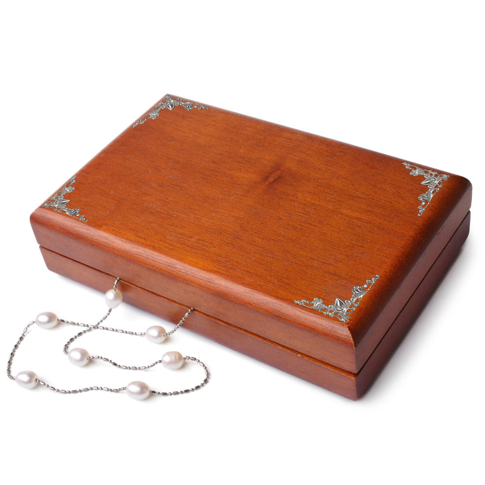 Rddconkit table edge decor in silver showcasing decorative metal trim.