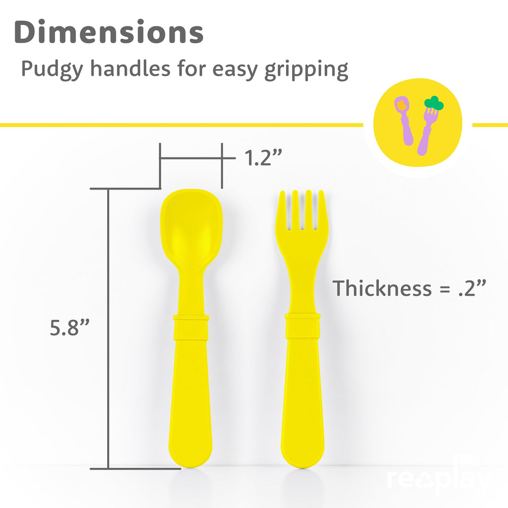 Re-Play eight-piece set with case ready for everyday meals and travel.