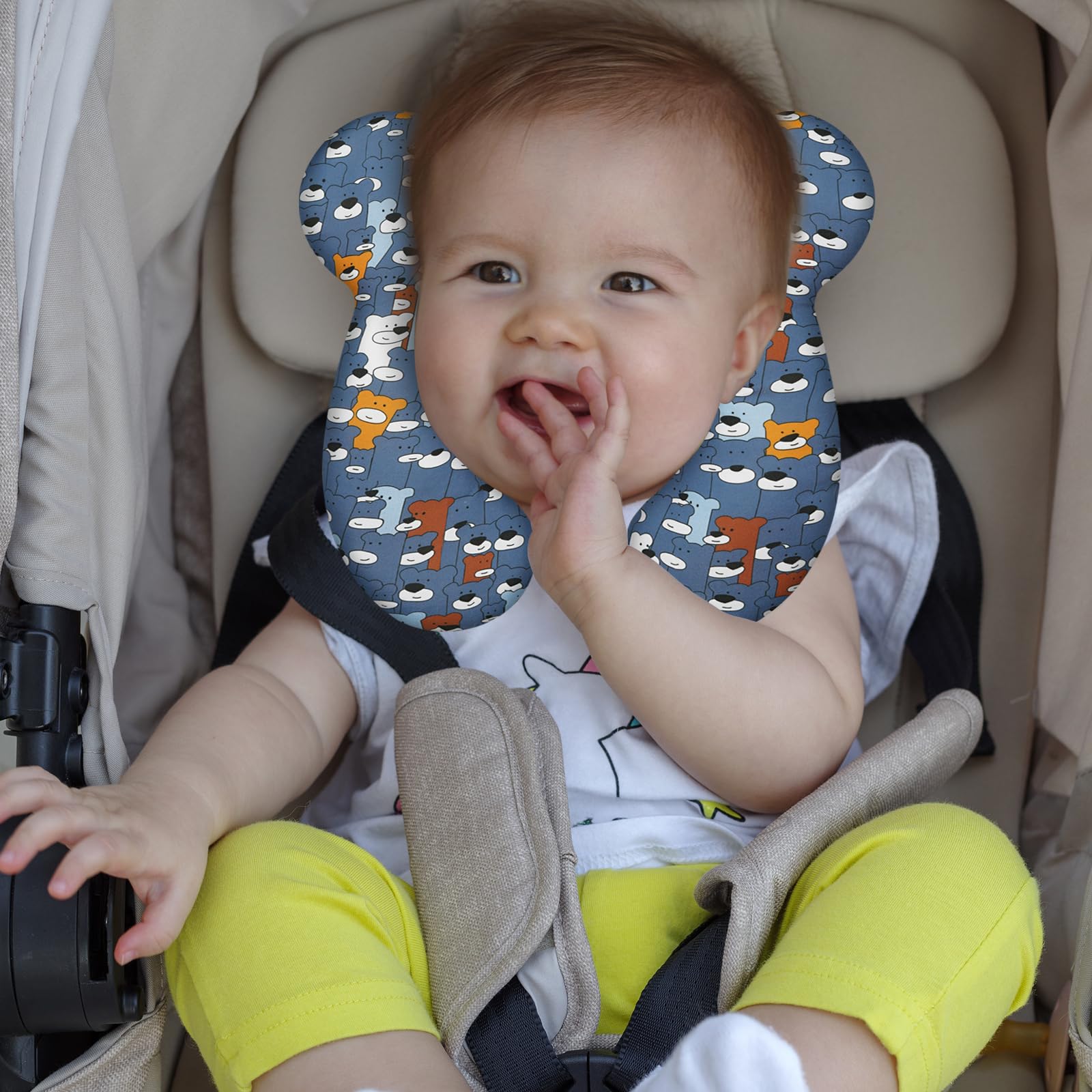 Reflyaway baby travel pillow blue bear 03 close-up of soft PP cotton fabric