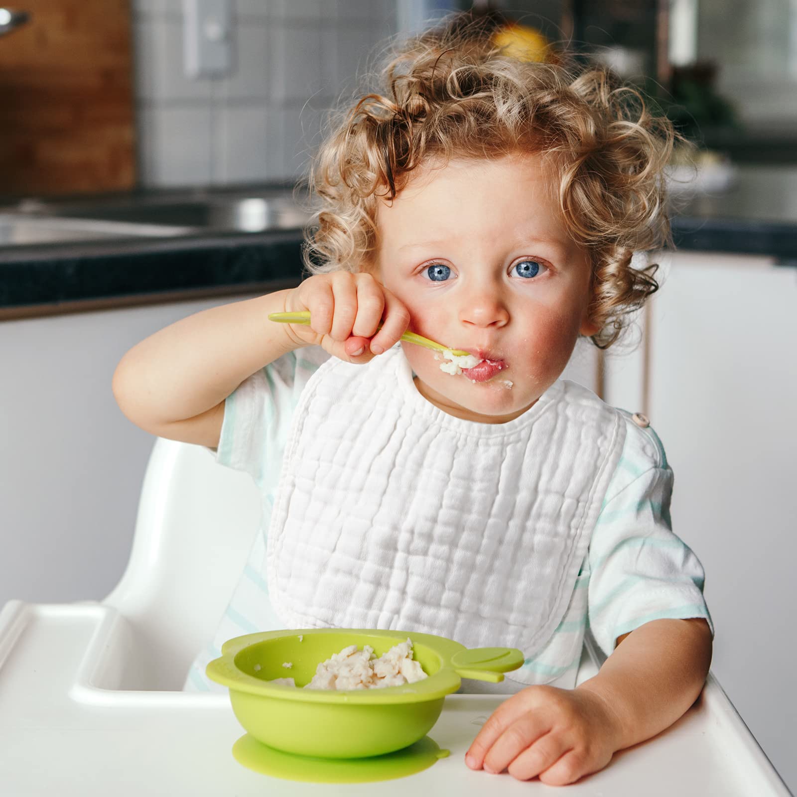 Reginary bibs are durable and easy to care for.