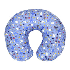 RELY+ breastfeeding pillow cover-pocket close-up showing built-in pocket for essentials