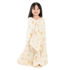 REMASS hooded towel muslin closeup highlights soft fabric for gentle drying