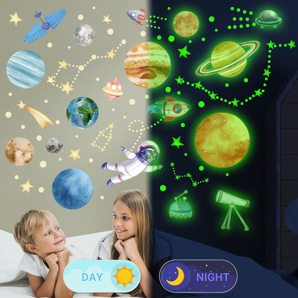 Robmoda astronaut wall sticker sparks imaginative space play in bedrooms