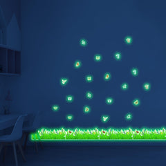 Robmoda baseboard skirting line decal updates walls and door frames with subtle greenery.