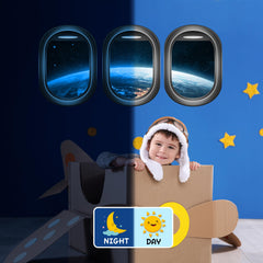 Robmoda glow-in-the-dark space sticker ceiling design enhances bedtime ambience.