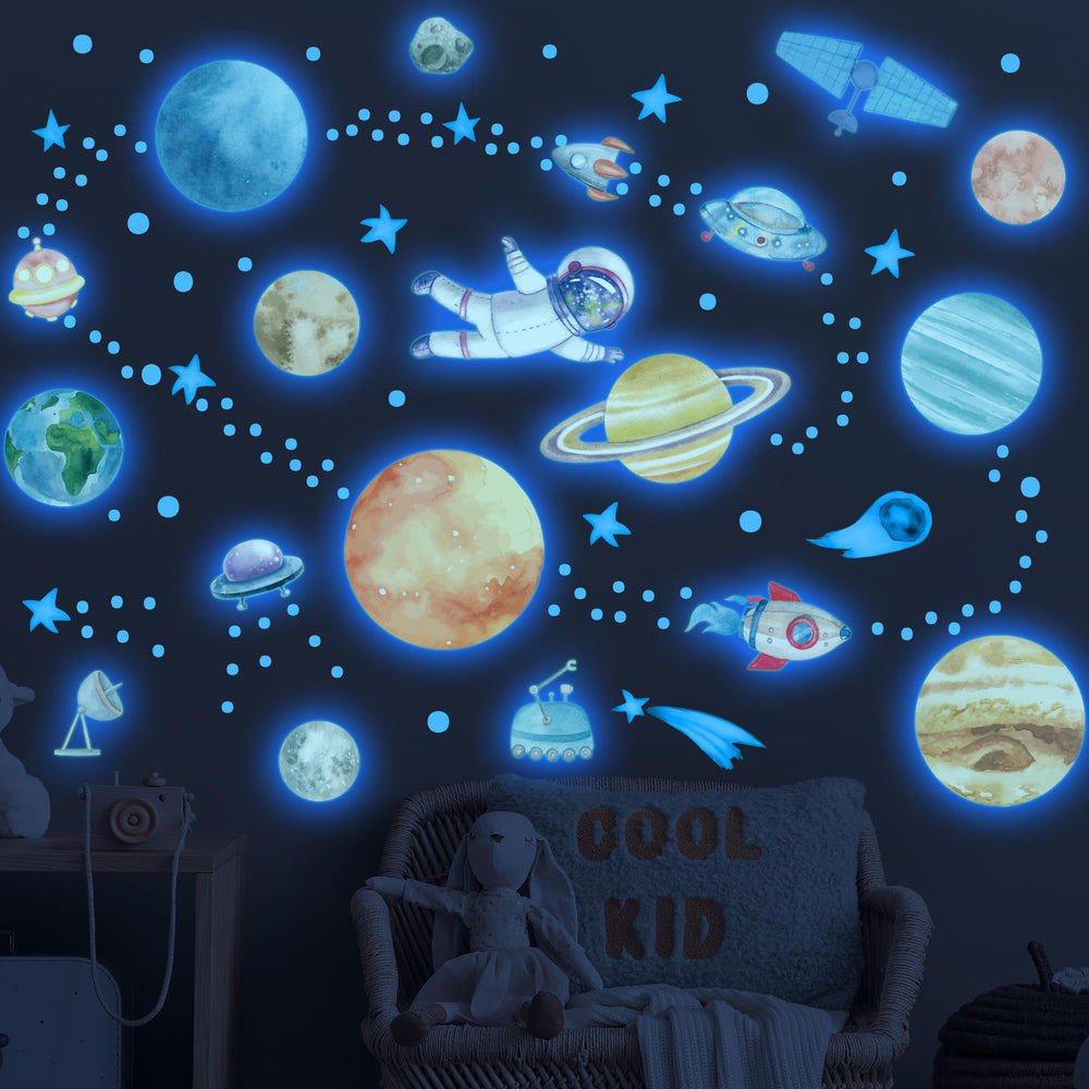 Robmoda glow-in-the-dark stars shimmer to ease nighttime fears and spark imagination
