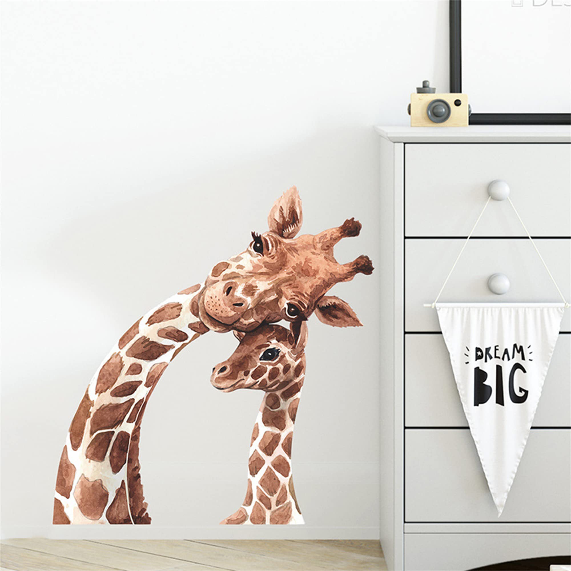 ROFARSO lifelike giraffe wall decal bedroom—adds gentle whimsy and cozy atmosphere.