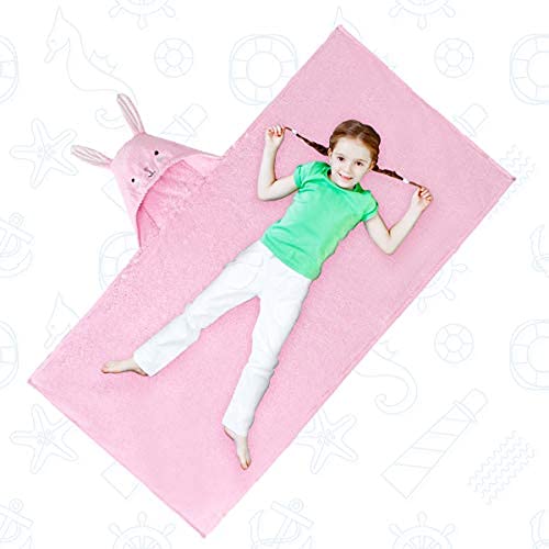 ROMASA animal hood design towel adds playful bath-time moments.