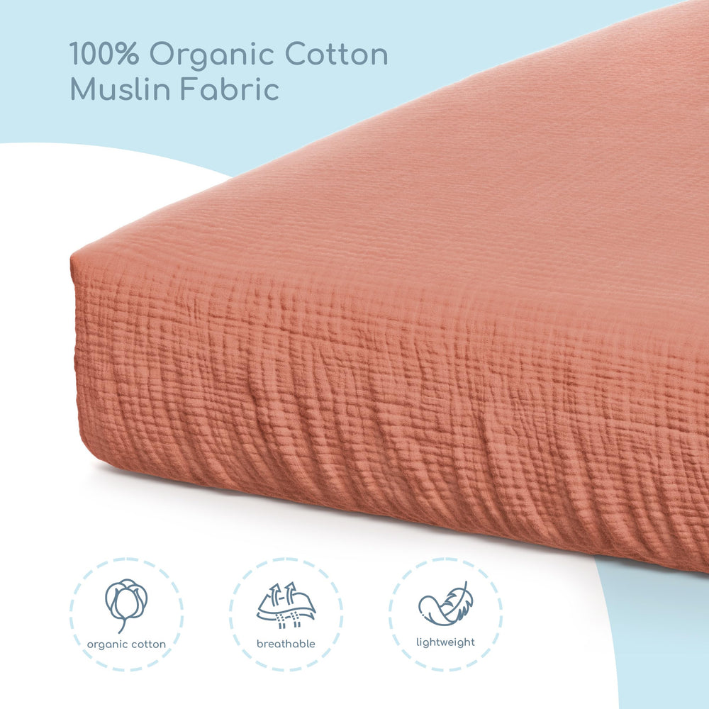 ROMY RO standard 28x52 crib sheet fits most standard mattresses securely.