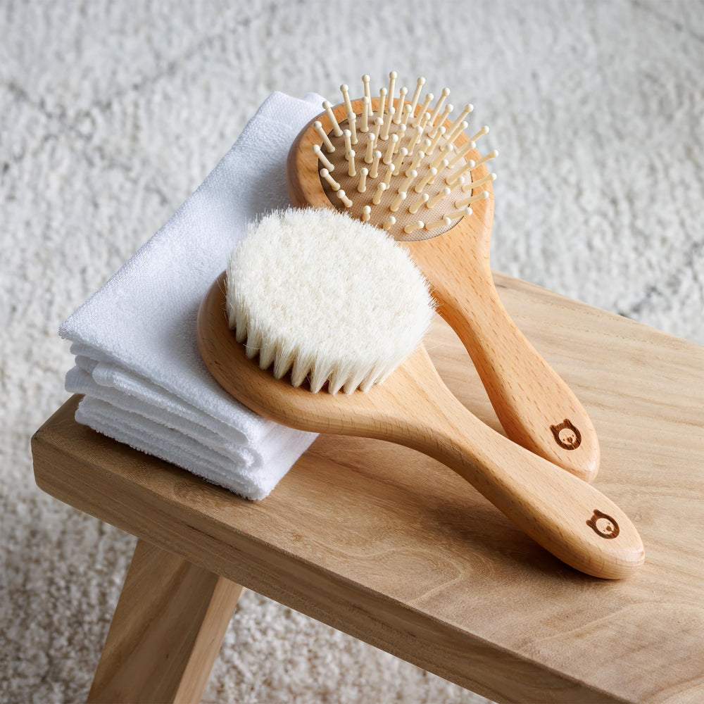 ROMY RO natural materials highlighting bamboo and goat hair brushes