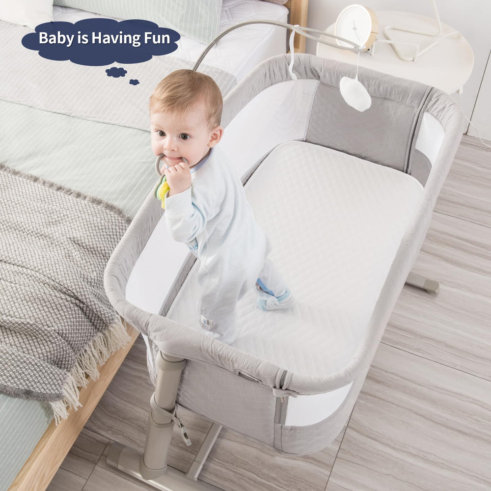 RONBEI height-adjustable bassinet aligns with bed heights for convenient night feeds.