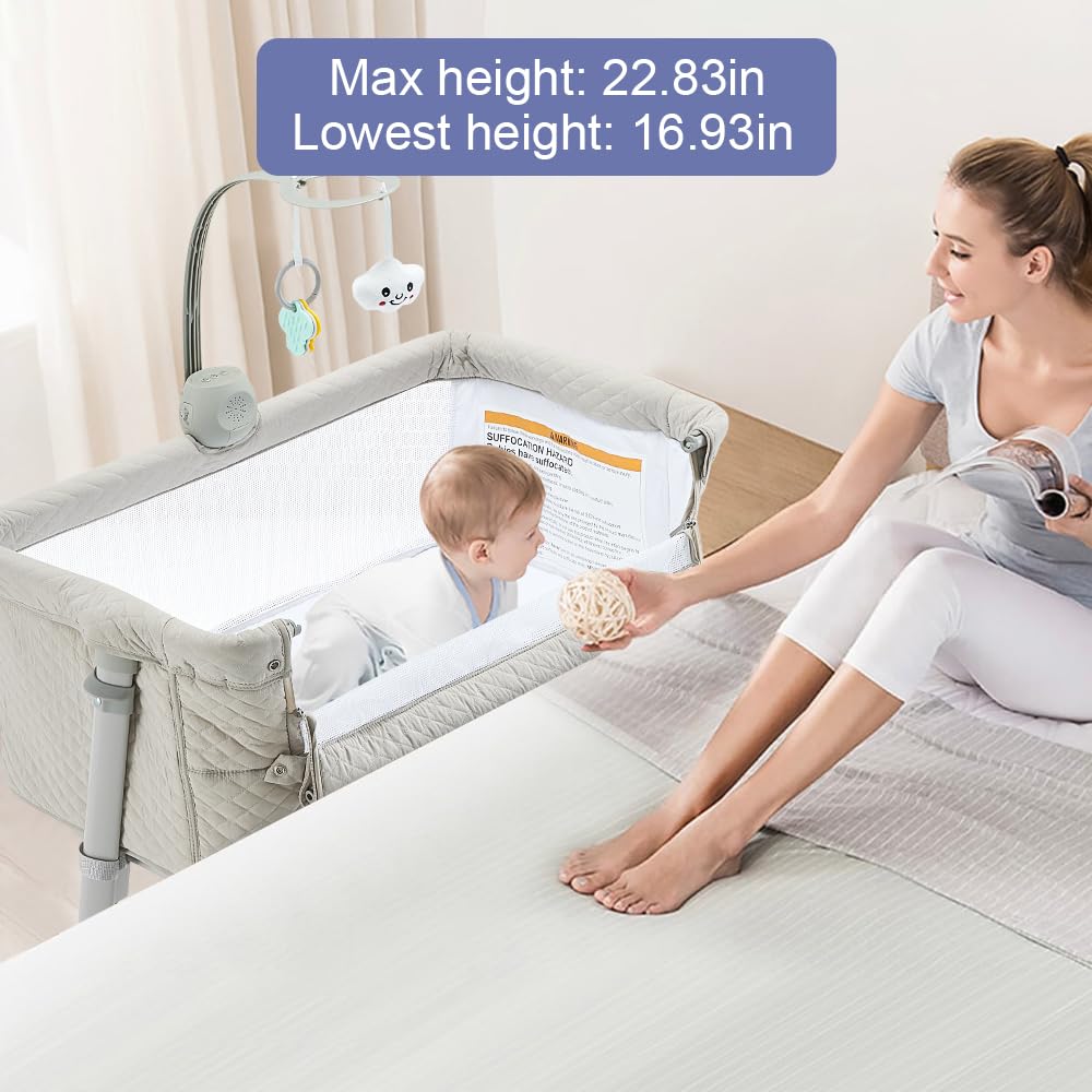 RONBEI music box and detachable toys soothe and engage infant.