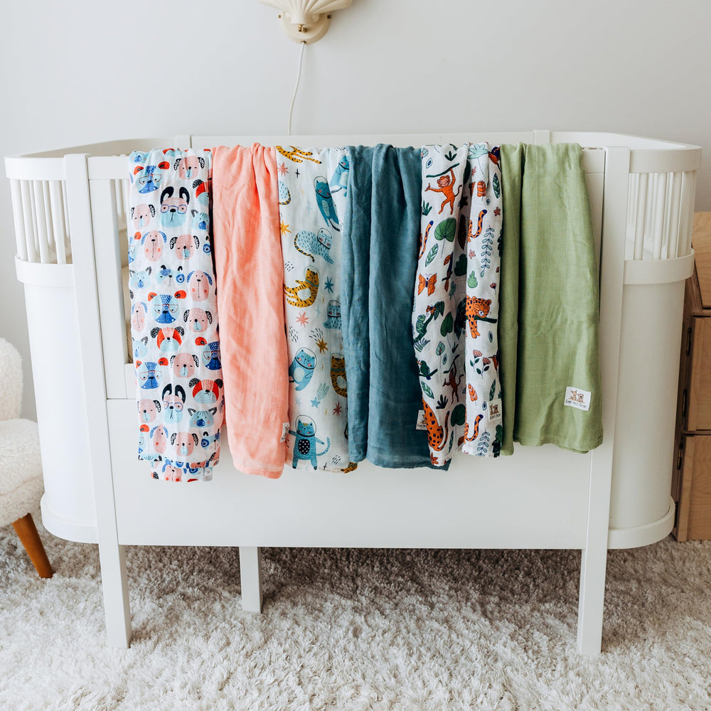 Roo and Bear durable easy-care swaddle: machine washable for busy parents.