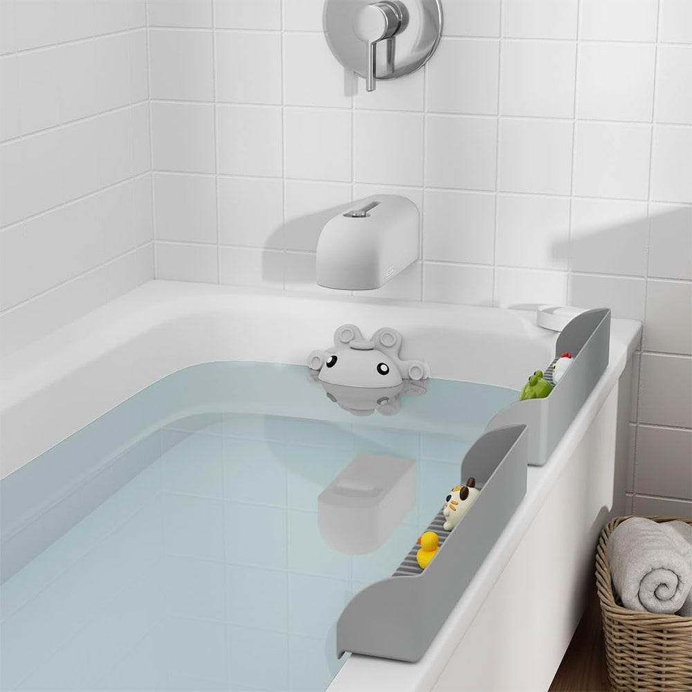 Roslim safety-first scene with calm bath time and no clutter