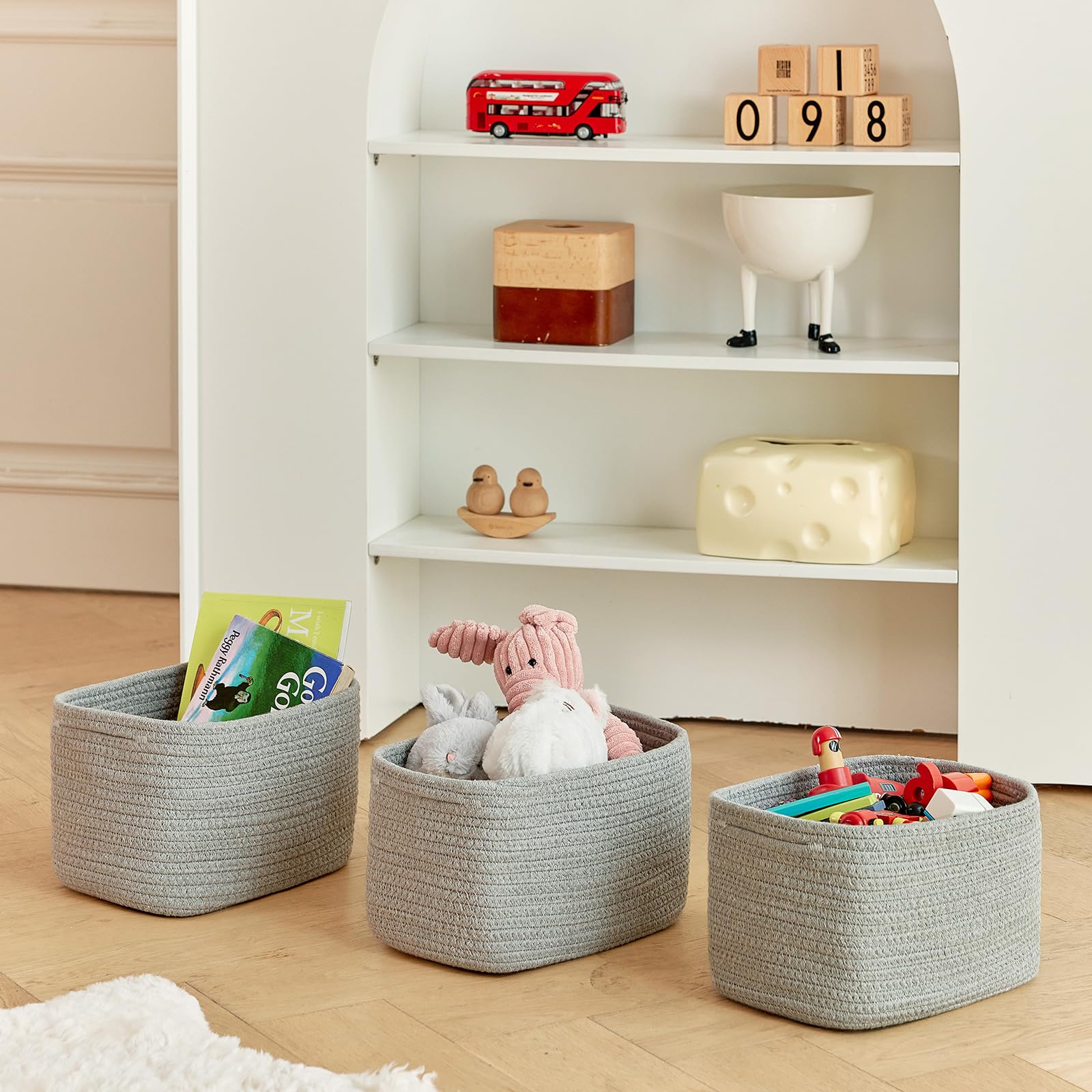 R RUNKA close-up shows premium cotton rope weave and sturdy, touch-friendly storage.