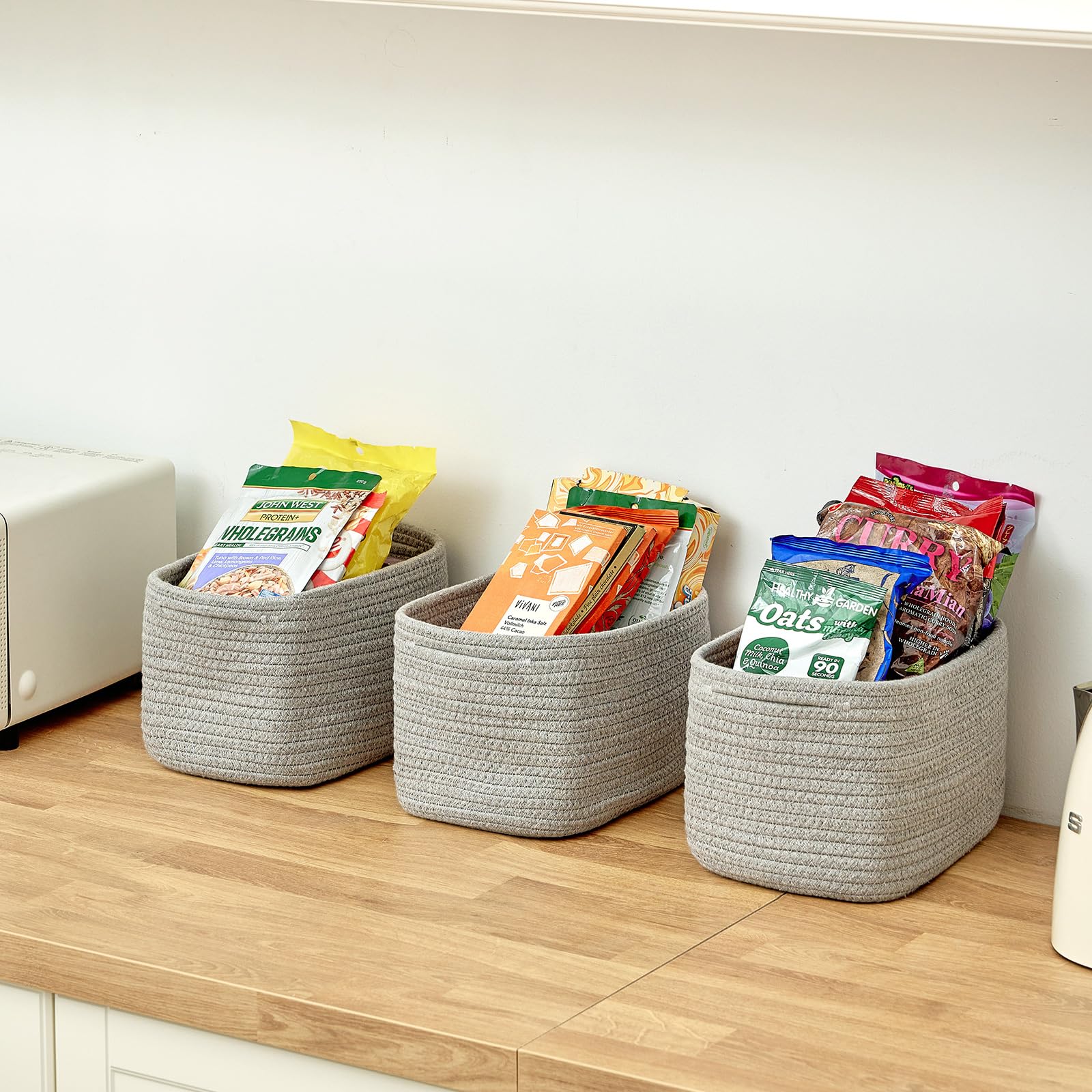 R RUNKA foldable design stores flat, freeing space when not needed.