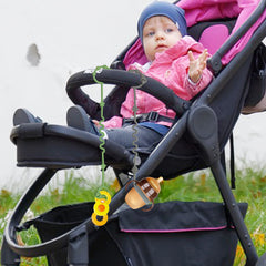 RTMOK teether clip demonstrates easy-to-clean design for teething on the go.