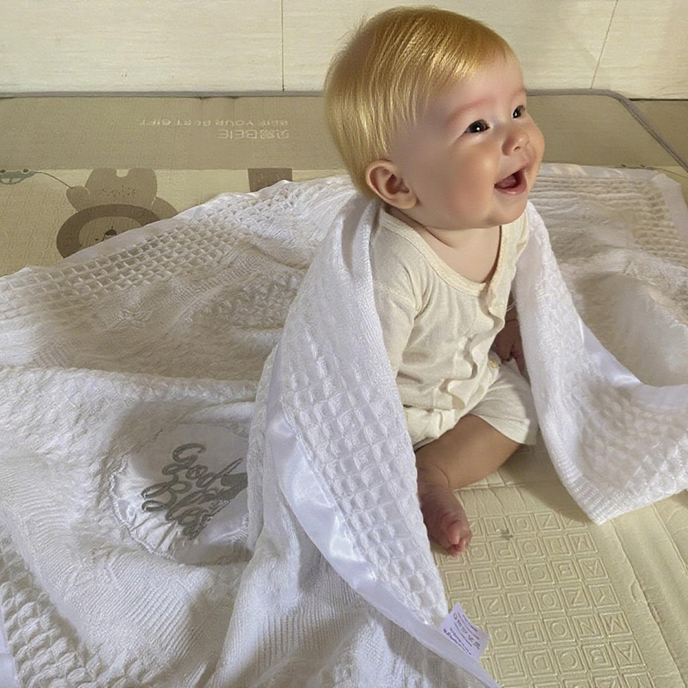Runeaoys Knitted baby blanket 35x50 inches; suitable for stroller and crib.