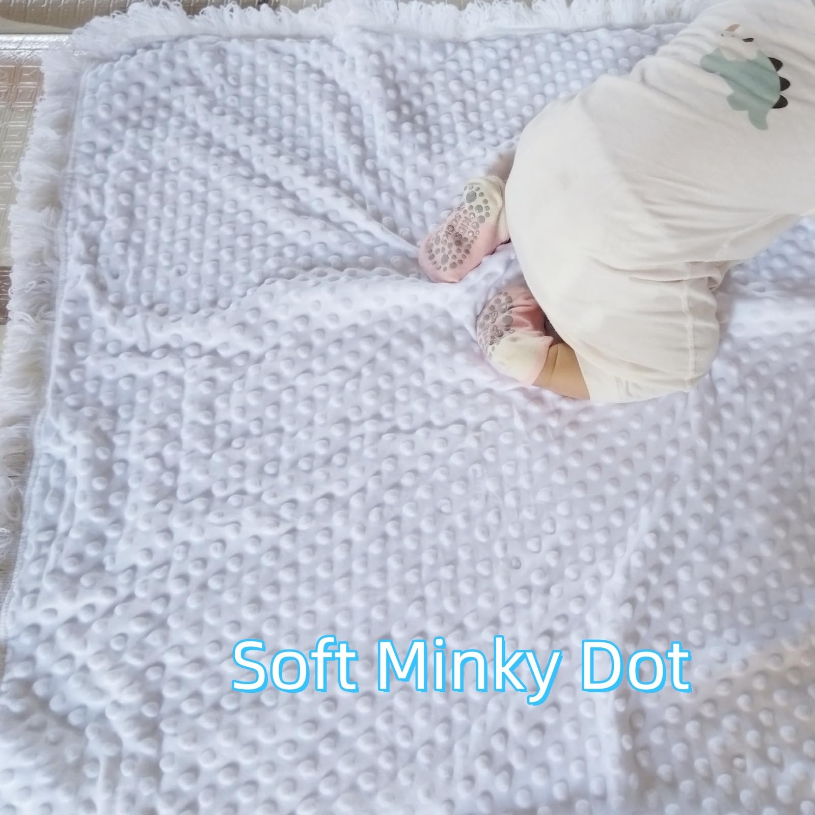 Runeaoys white baby blanket, breathable swaddle for peaceful newborn comfort.