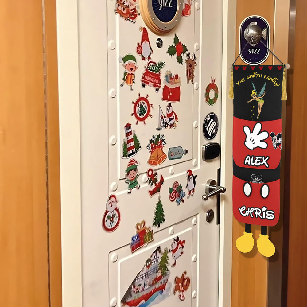 RUNROLE DCL-inspired colors on the FE wall area for festive vibes