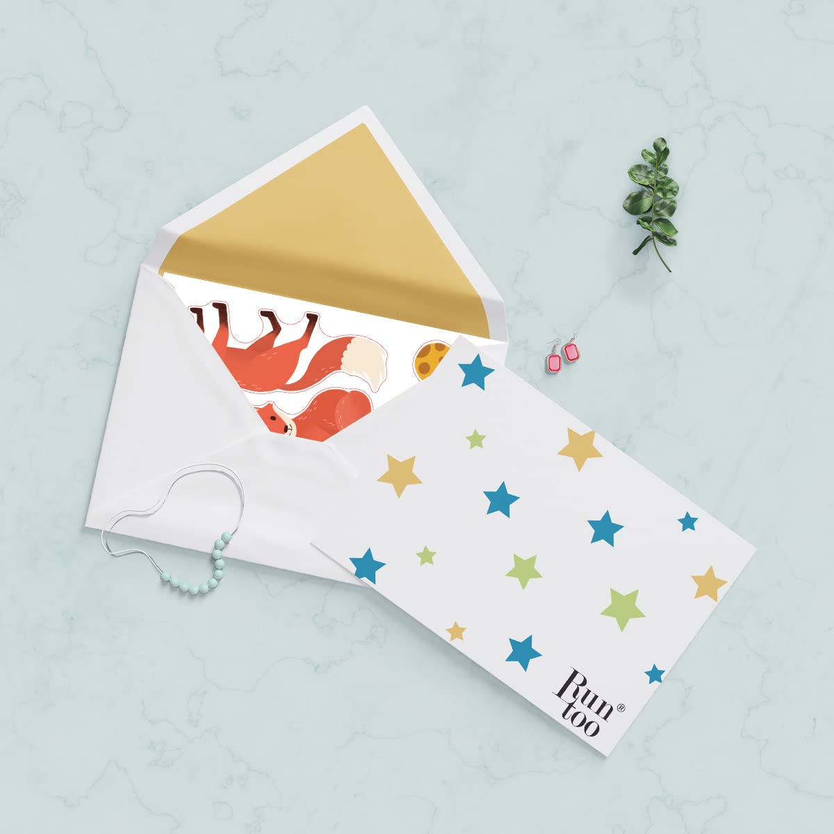 Runtoo fox wall decal room decor transforms a space with easy DIY styling.