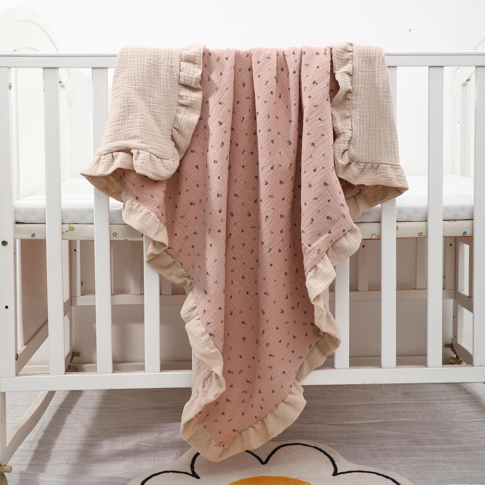 Runzhuoyang blanket being machine washed, easy care for busy parents