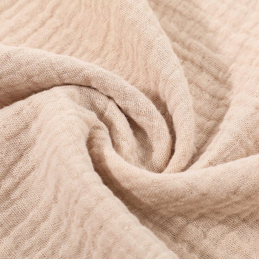 Runzhuoyang muslin blanket on baby bed promotes comfy sleep without overheating