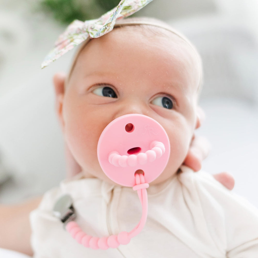Ryan & Rose Cutie PAT clip attachment ready for on-the-go use.